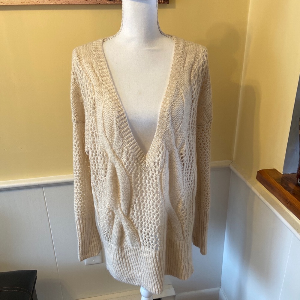 Kimchi Blue Oversize V Neck Knit Tunic Sweater